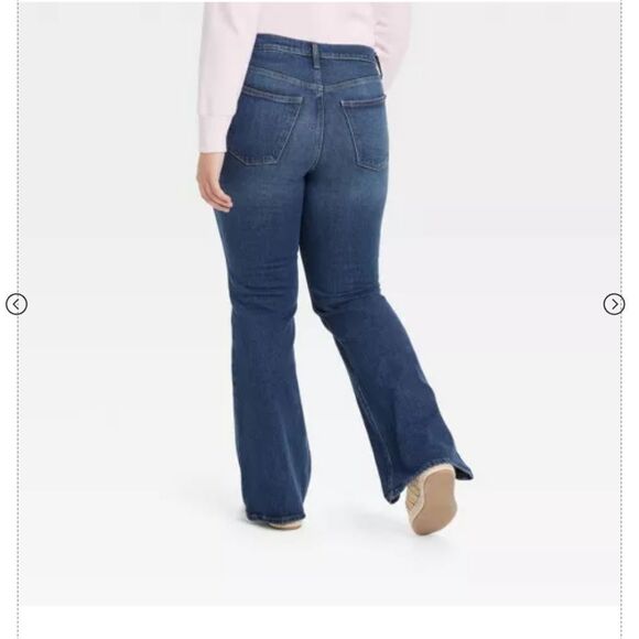 🆕👖High-Rise Flare Jeans - Universal Thread - Picture 6 of 6